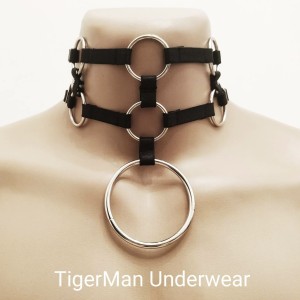 Choker Harness 2 lines with 7 Big Rings (a Lot Of Colours) black